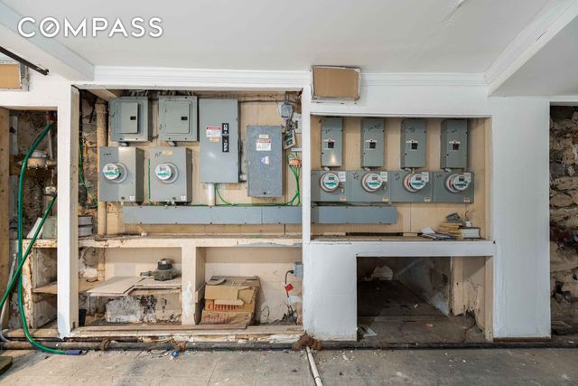 1501 Broadway HSE, New York City, NY 11221