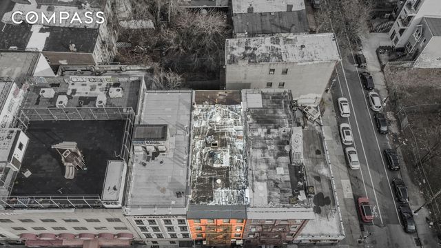 1501 Broadway HSE, New York City, NY 11221