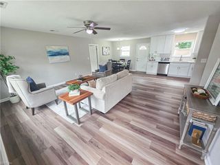 800 Churchill DR, Virginia Beach, VA 23464