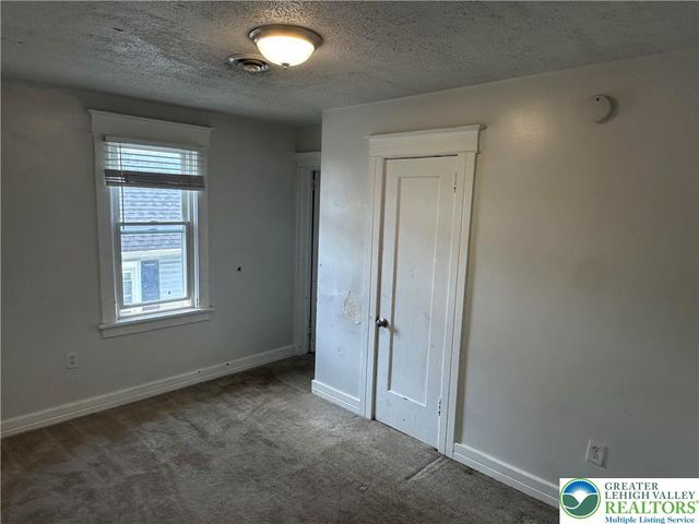 123 Spring Street, Nazareth Boro, PA 18064