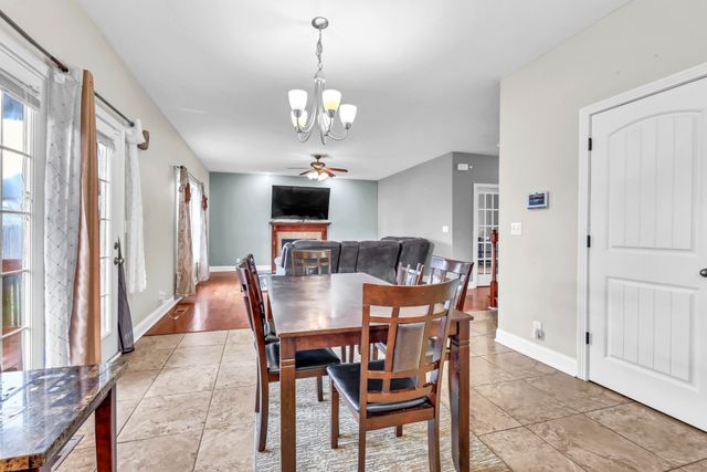 3342 Cotham Ln, Clarksville, TN 37042