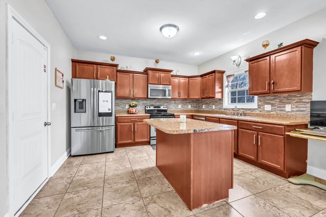 3342 Cotham Ln, Clarksville, TN 37042