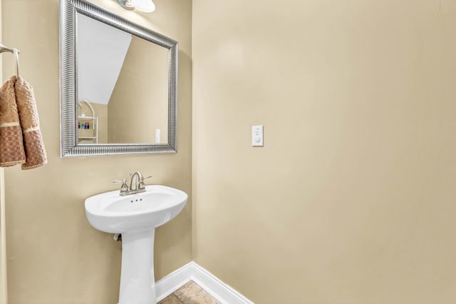 3342 Cotham Ln, Clarksville, TN 37042