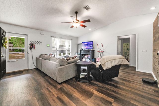 5246 Sewell Road, Milton, FL 32570