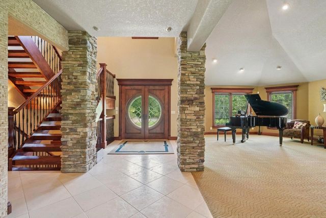 2688 Scenic Drive, Stevens Point, WI 54481