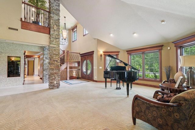 2688 Scenic Drive, Stevens Point, WI 54481