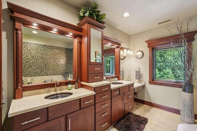 2688 Scenic Drive, Stevens Point, WI 54481