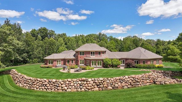 2688 Scenic Drive, Stevens Point, WI 54481