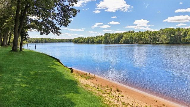 2688 Scenic Drive, Stevens Point, WI 54481