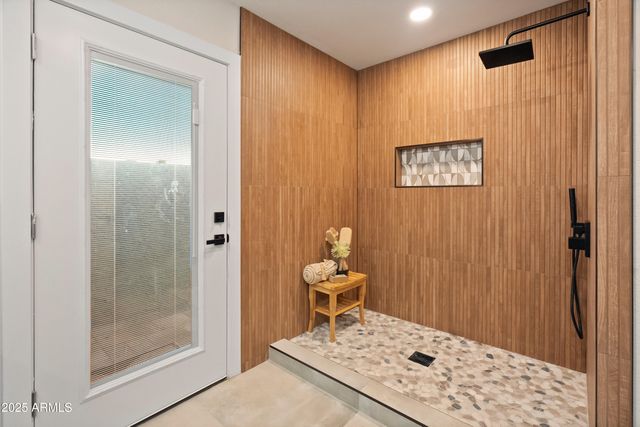 6504 W CORRINE Drive, Glendale, AZ 85304