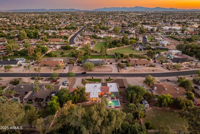 6504 W CORRINE Drive, Glendale, AZ 85304