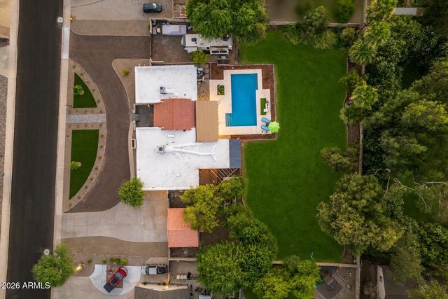 6504 W CORRINE Drive, Glendale, AZ 85304