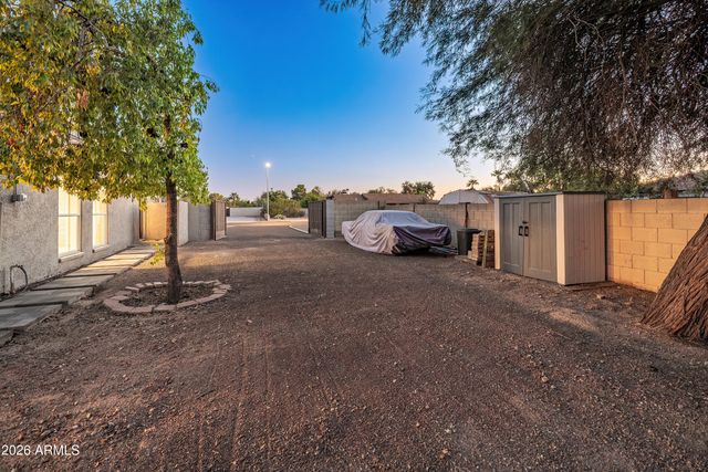 6504 W CORRINE Drive, Glendale, AZ 85304
