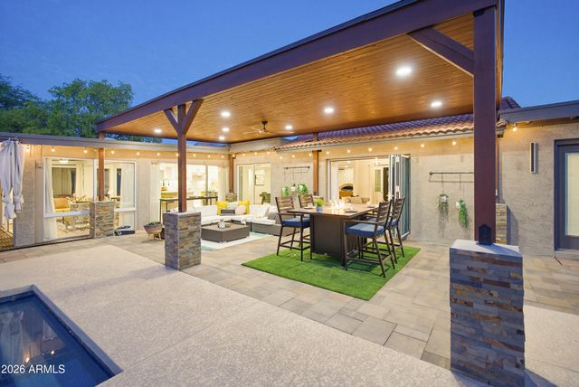 6504 W CORRINE Drive, Glendale, AZ 85304