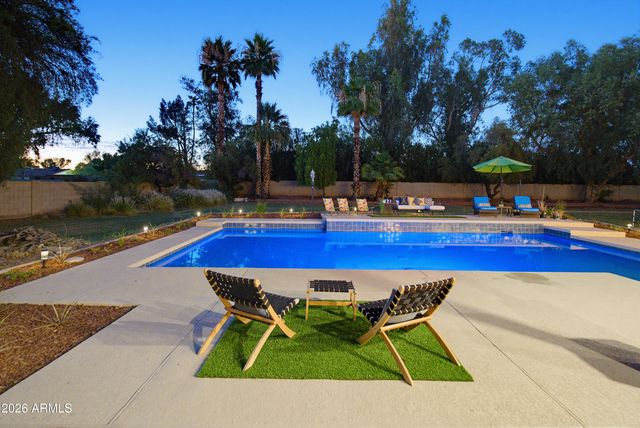 6504 W CORRINE Drive, Glendale, AZ 85304