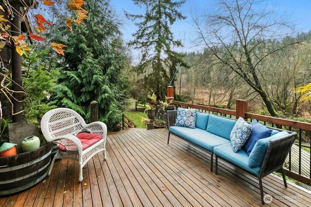 25629 NE Redmond Fall City Road, Redmond, WA 98053