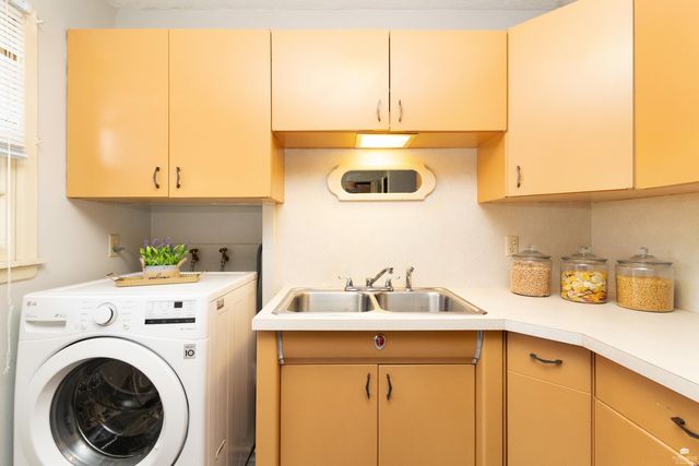 1712 Ranser Road, Manhattan, KS 66502