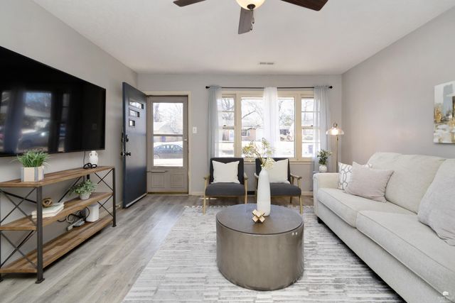 1712 Ranser Road, Manhattan, KS 66502