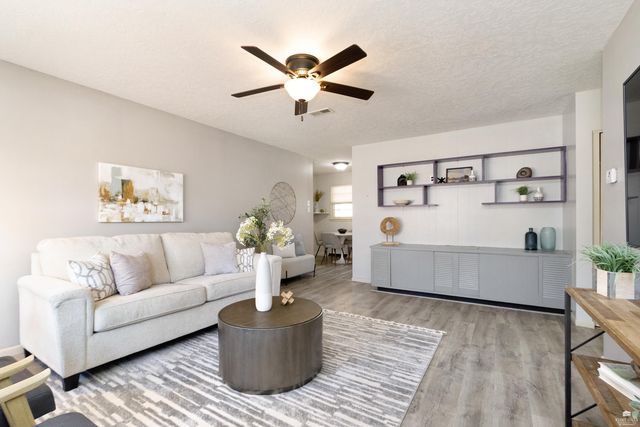 1712 Ranser Road, Manhattan, KS 66502