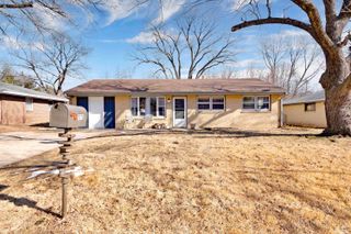 1712 Ranser Road, Manhattan, KS 66502