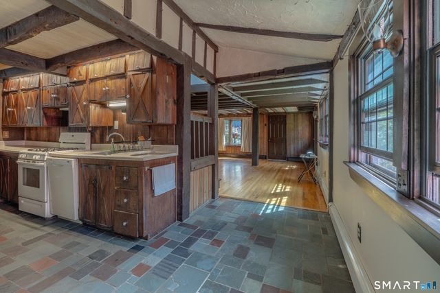 83 Pepper Street, Monroe, CT 06468