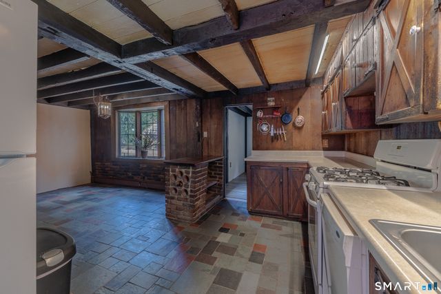 83 Pepper Street, Monroe, CT 06468