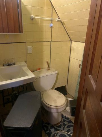 507 S Trenton Ave, Wilkinsburg, PA 15221