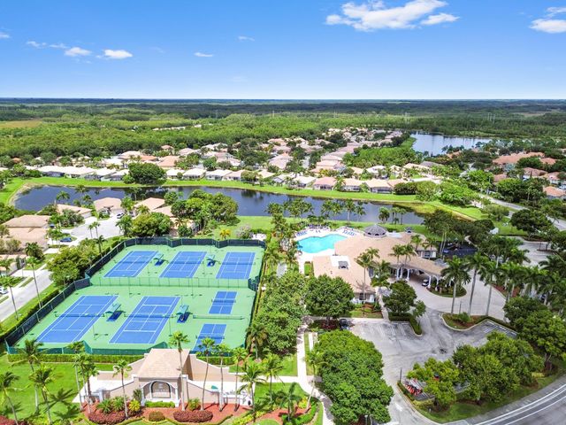 8260 Fresh Creek, West Palm Beach, FL 33411