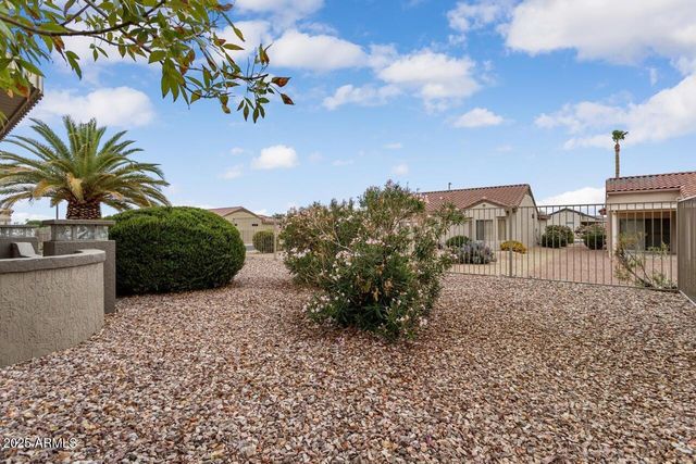 16115 W Acacia Court, Surprise, AZ 85374