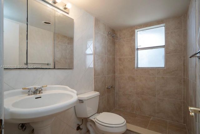 550 SE 2nd Avenue G25, Deerfield Beach, FL 33441