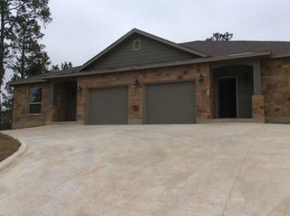 103 S Kanaio DR B, Bastrop, TX 78602