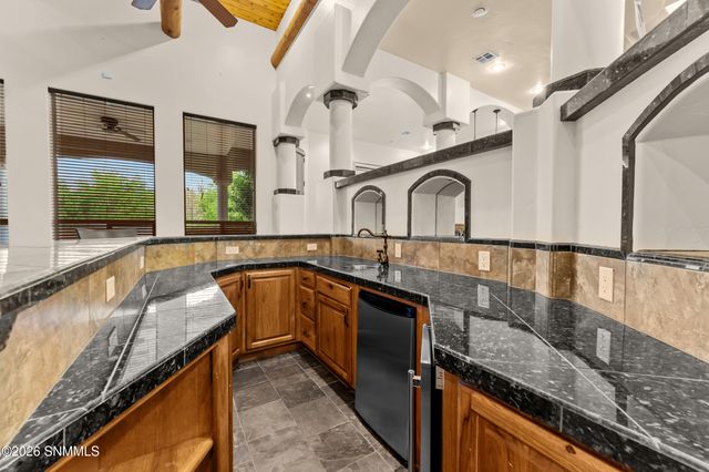 4705 Lost Wrangler Way, Las Cruces, NM 88007