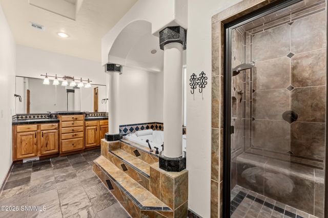 4705 Lost Wrangler Way, Las Cruces, NM 88007