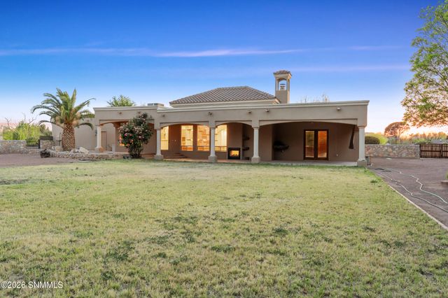 4705 Lost Wrangler Way, Las Cruces, NM 88007