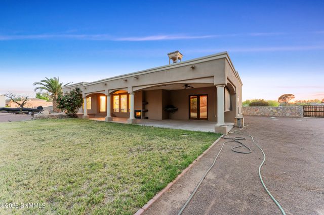 4705 Lost Wrangler Way, Las Cruces, NM 88007