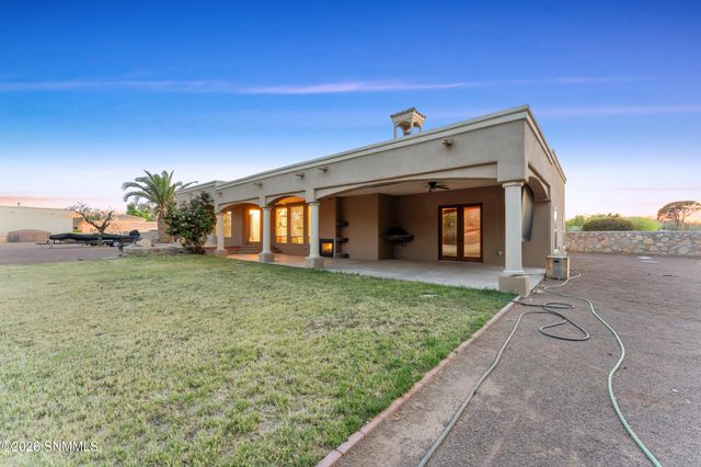4705 Lost Wrangler Way, Las Cruces, NM 88007