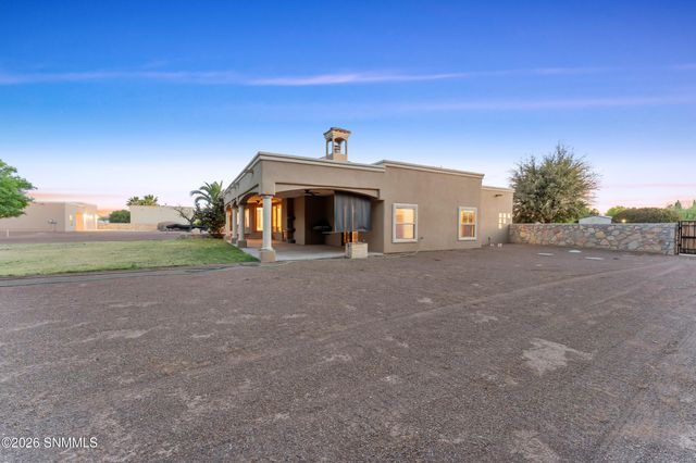 4705 Lost Wrangler Way, Las Cruces, NM 88007