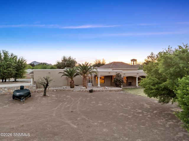 4705 Lost Wrangler Way, Las Cruces, NM 88007
