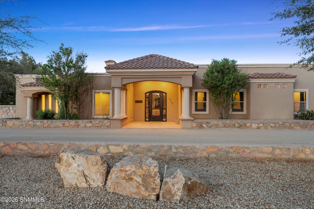 4705 Lost Wrangler Way, Las Cruces, NM 88007