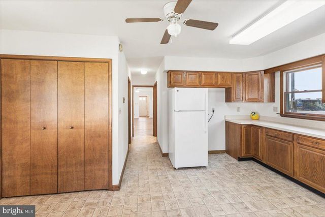 6824 WOODBINE RD, Woodbine, MD 21797