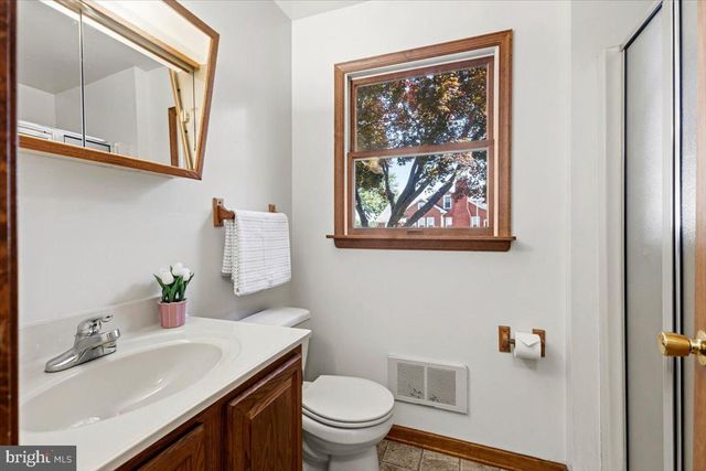 6824 WOODBINE RD, Woodbine, MD 21797
