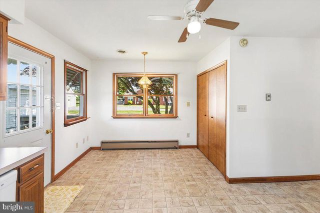6824 WOODBINE RD, Woodbine, MD 21797