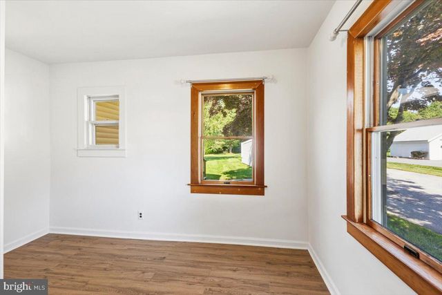 6824 WOODBINE RD, Woodbine, MD 21797