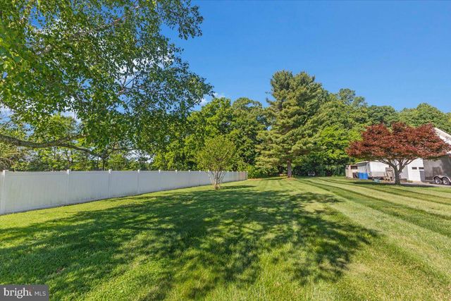 6824 WOODBINE RD, Woodbine, MD 21797