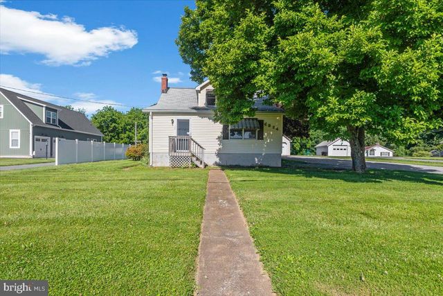 6824 WOODBINE RD, Woodbine, MD 21797