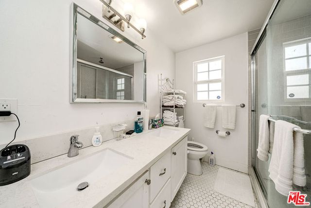 1002 W 131st Street, Gardena, CA 90247