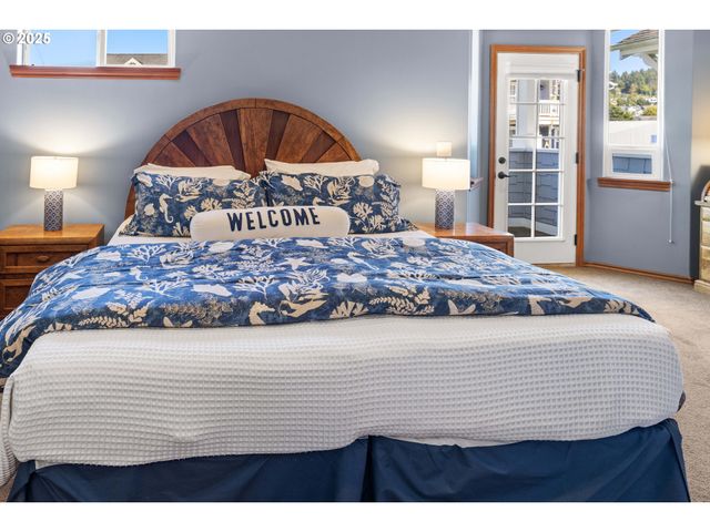 260 ROUND HOUSE Rd, Astoria, OR 97103