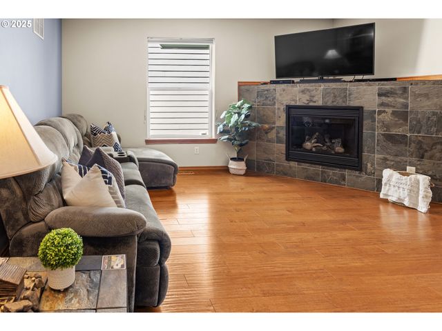 260 ROUND HOUSE Rd, Astoria, OR 97103