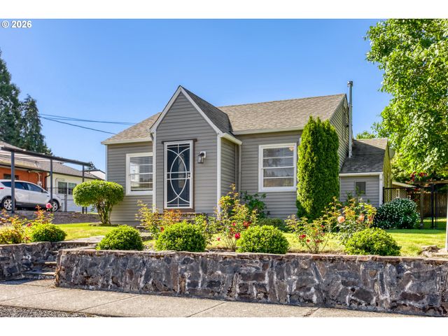 2928 Ne 2ND Ave, Camas, WA 98607
