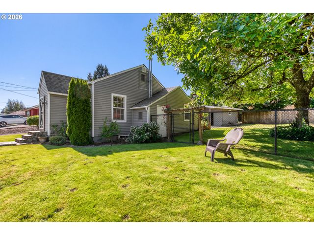 2928 Ne 2ND Ave, Camas, WA 98607